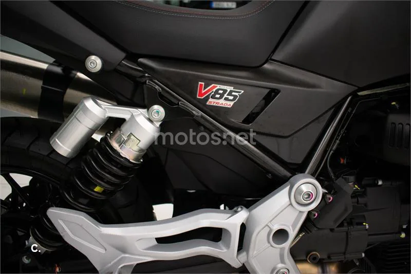Moto Guzzi V85 TT - Vista 10