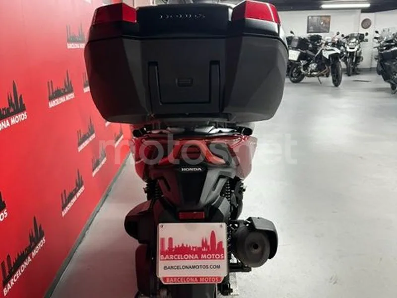 Honda Forza 350 - Vista 6