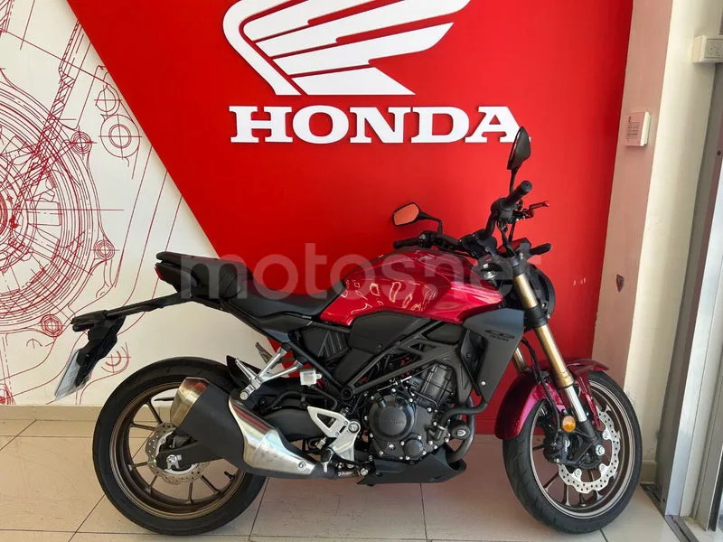 Honda CB300R - Vista 4