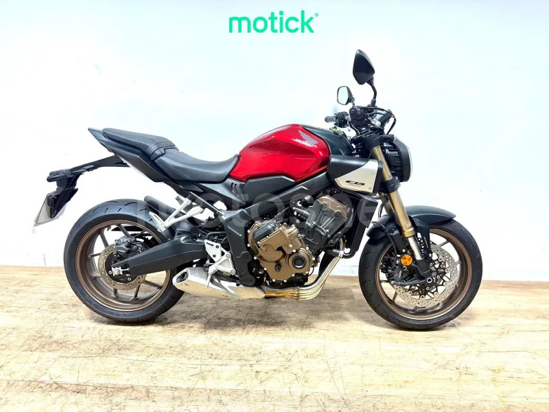 Honda CB650R 7980 € 2025 Madrid - 2