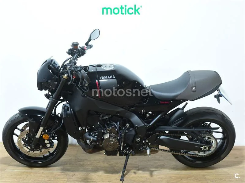 Yamaha XSR900 - Vista 7