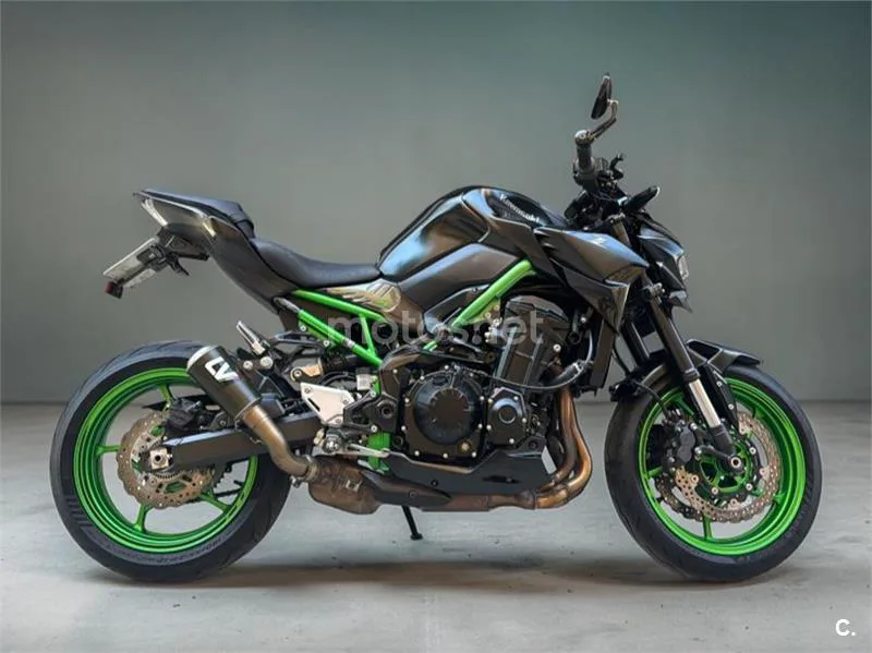 Kawasaki Z900 - Vista 5
