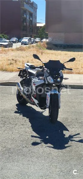 BMW S 1000 R - Vista 4