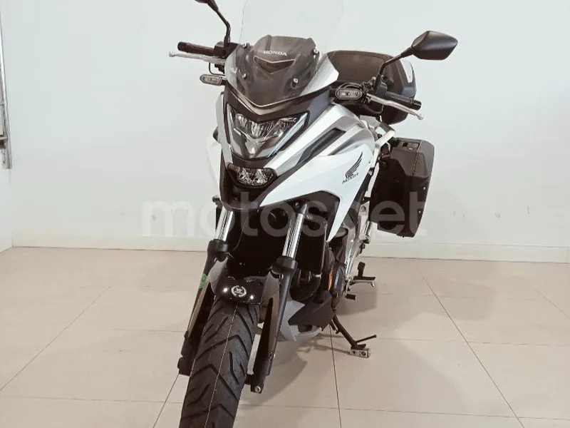 Honda NC750X - Vista 7
