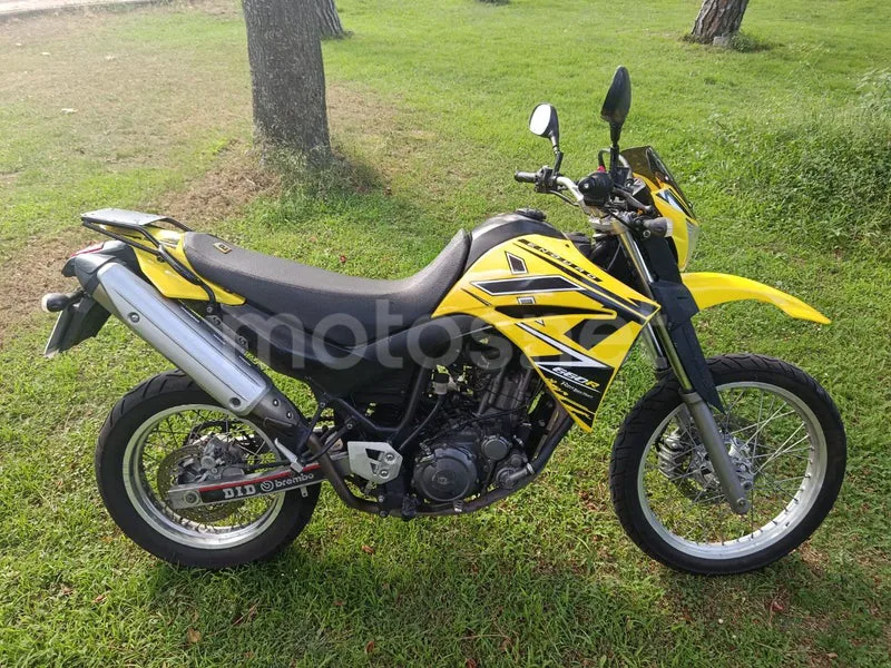 Yamaha XT660R - Vista 11