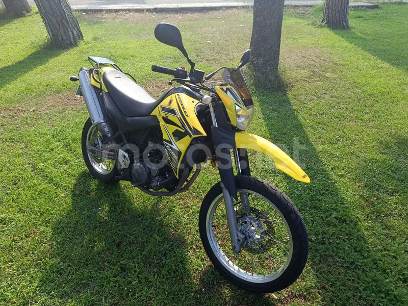 Yamaha XT660R - Vista 9