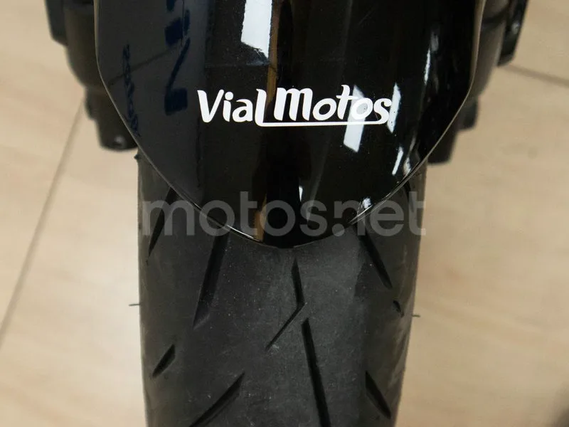 Yamaha FZ6 - Vista 15