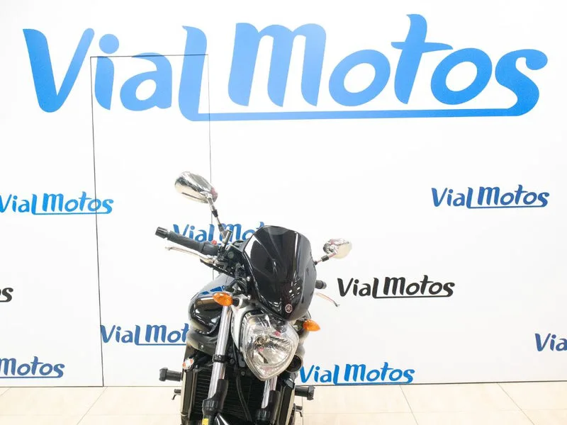Yamaha FZ6 - Vista 3
