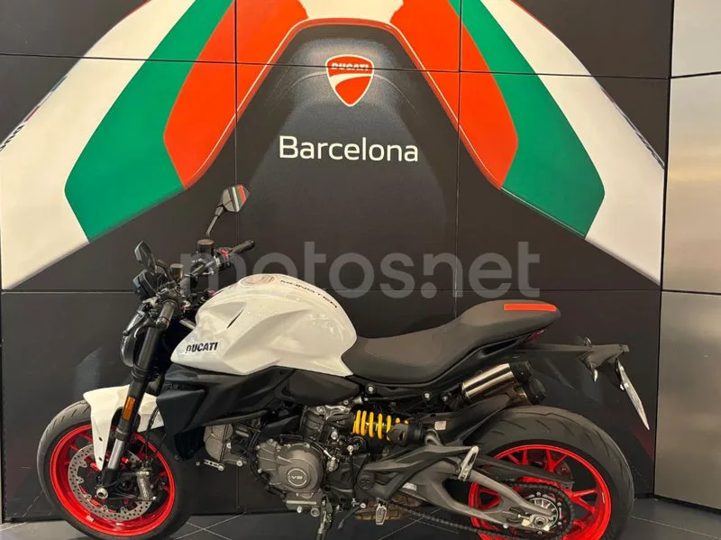 Ducati Monster 11.690 € 2026 Barcelona - 2