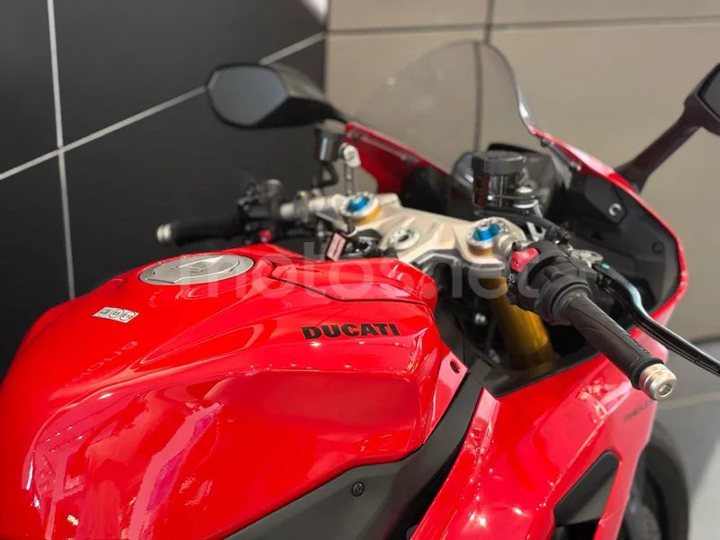 Ducati Panigale V2 - Vista 4