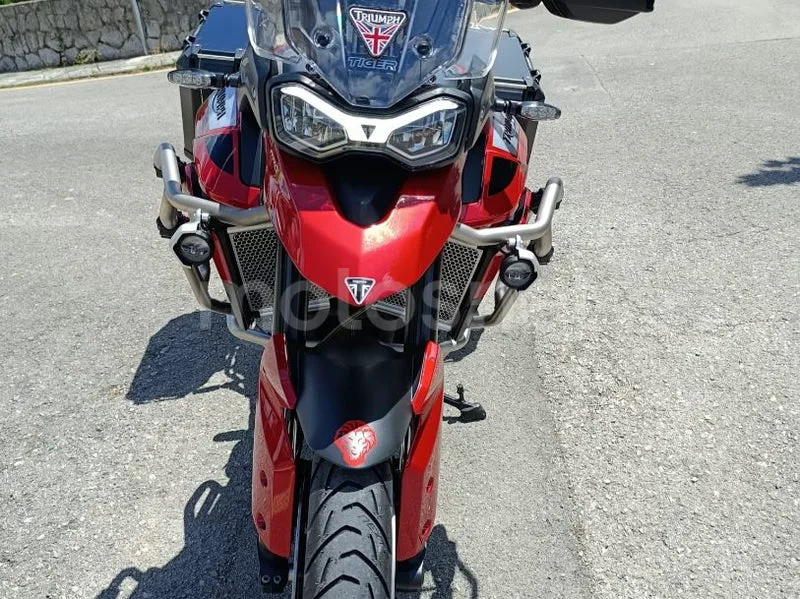 Triumph Tiger 900 - Vista 7
