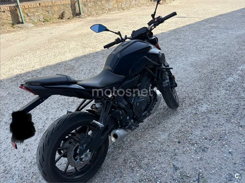 Yamaha MT-07 - Vista 3