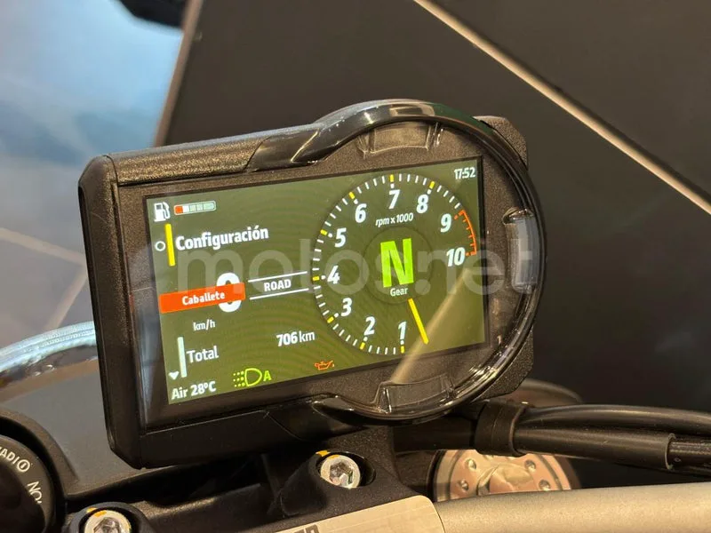 Ducati Scrambler - Vista 3