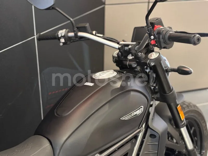 Ducati Scrambler - Vista 4