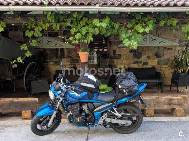 Suzuki Bandit 650S - Vista 7
