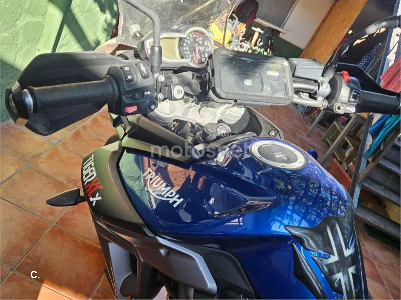 Triumph Tiger 800 XC - Vista 4