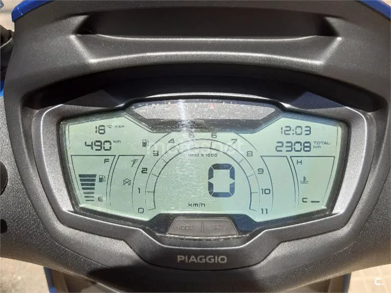 Piaggio Beverly S 400 - Vista 4