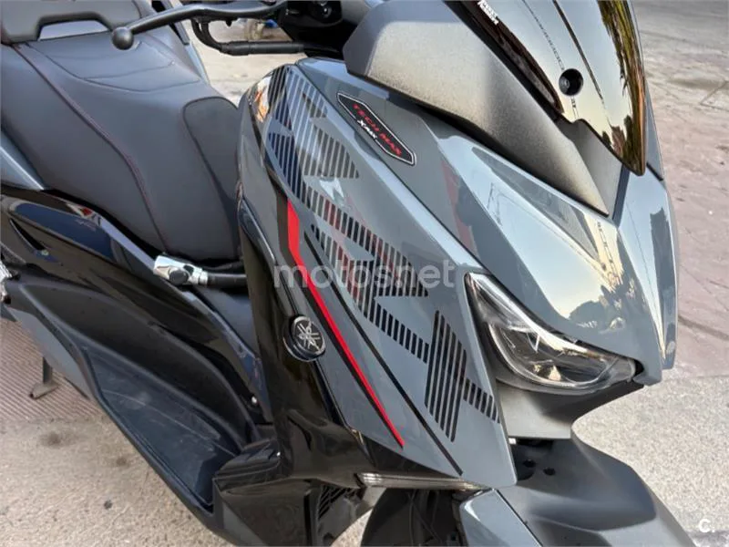 Yamaha XMAX 125 - Vista 19