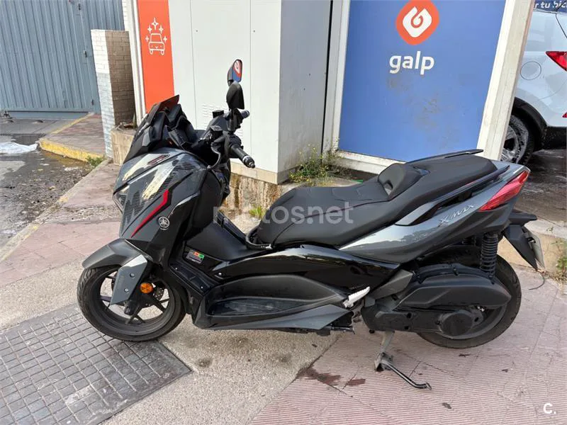 Yamaha XMAX 125 - Vista 22