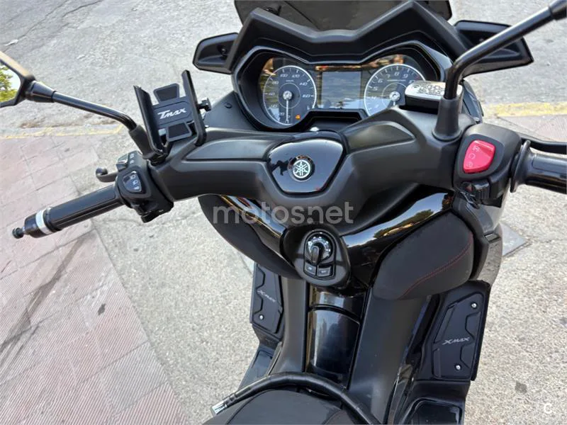 Yamaha XMAX 125 - Vista 9