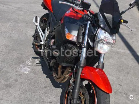 Suzuki GSR600 - Vista 4
