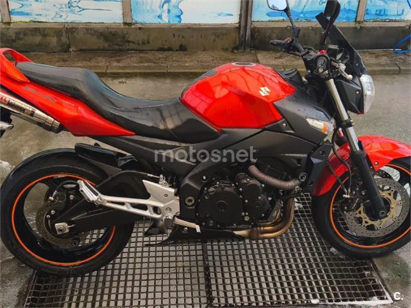 Suzuki GSR600 - Vista 6