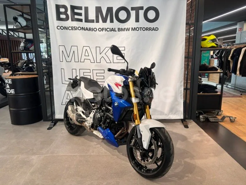 BMW F 900 R - Vista 4