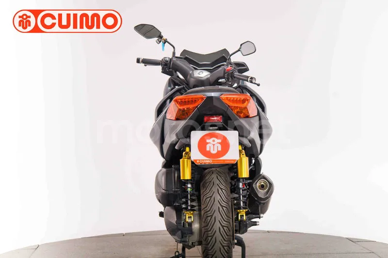 Yamaha XMAX 300 - Vista 5