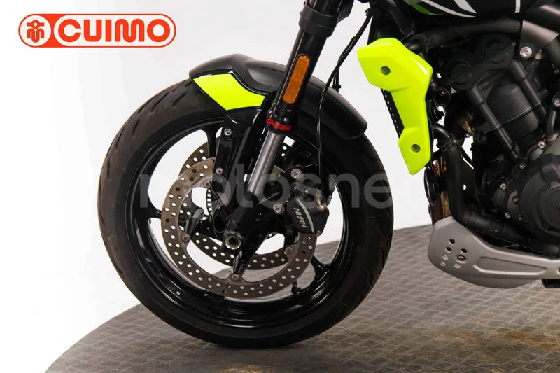 Triumph Trident 660 - Vista 20
