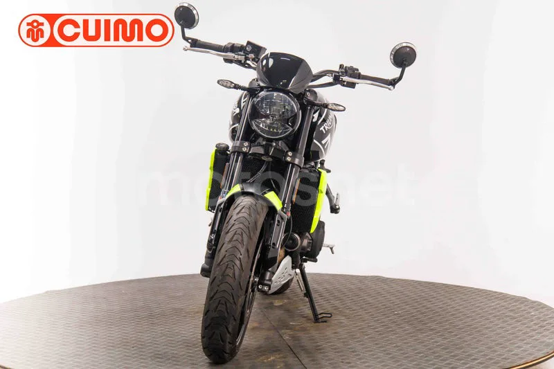 Triumph Trident 660 - Vista 10