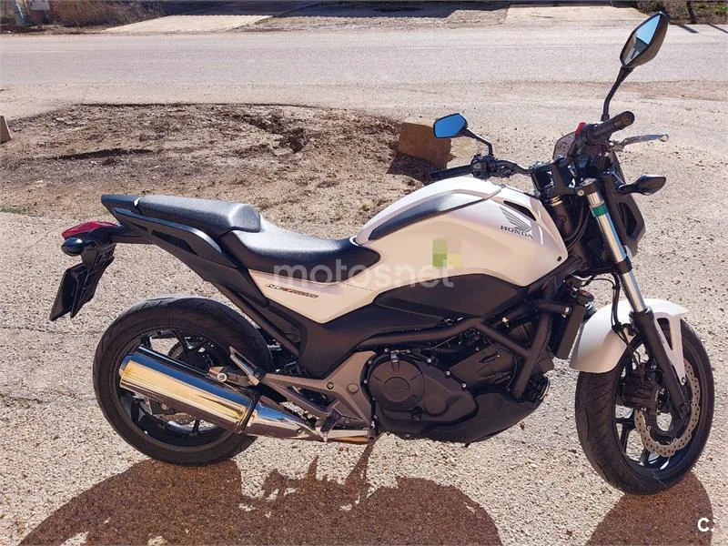 Honda NC750S - Vista 3