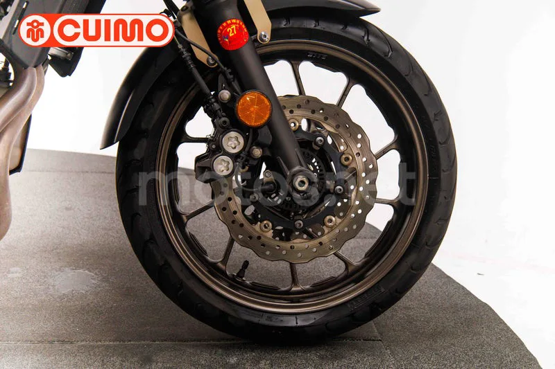 Yamaha XSR700 - Vista 14