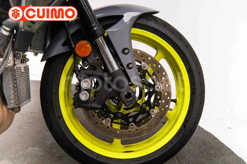 Yamaha MT-10 - Vista 14