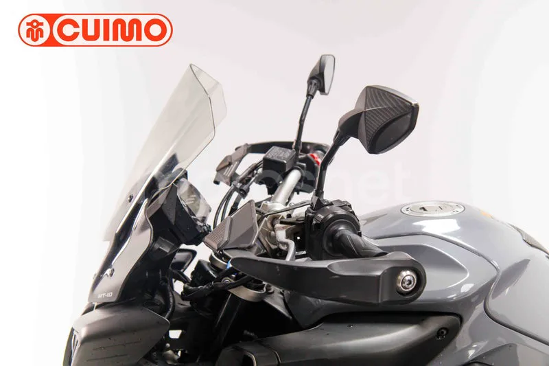 Yamaha MT-10 - Vista 22