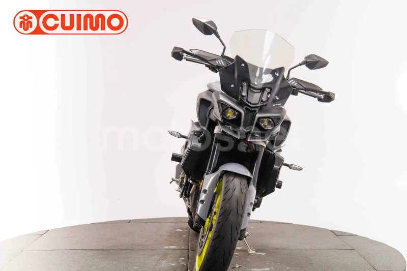 Yamaha MT-10 - Vista 10