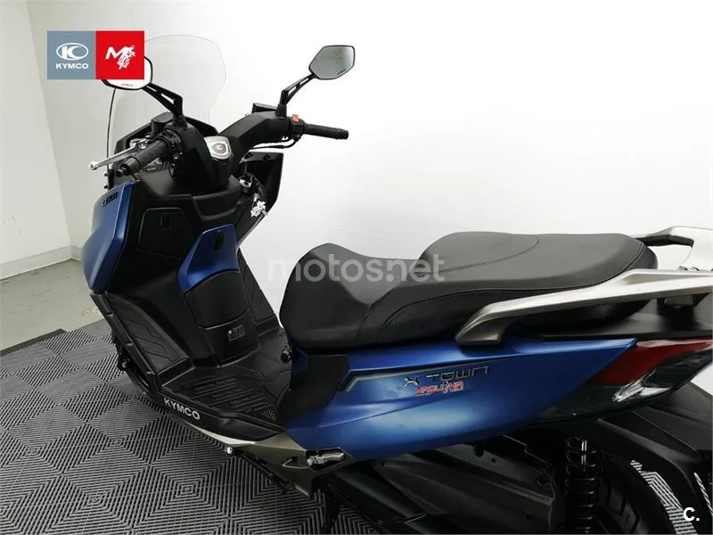 Kymco X-Town CT 300 - Vista 16