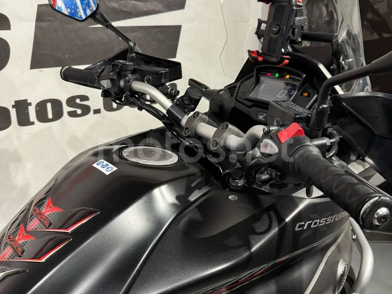 Honda VFR800X Crossrunner - Vista 11