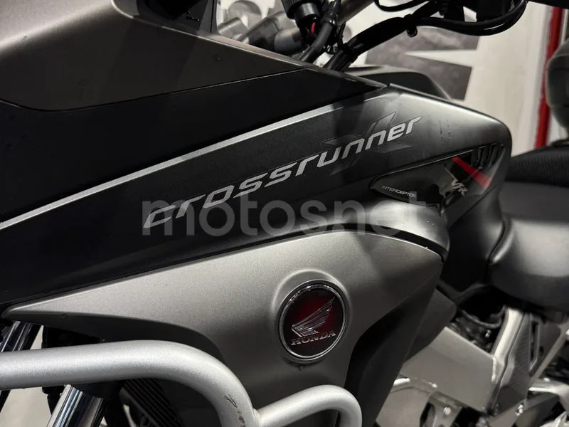 Honda VFR800X Crossrunner - Vista 12