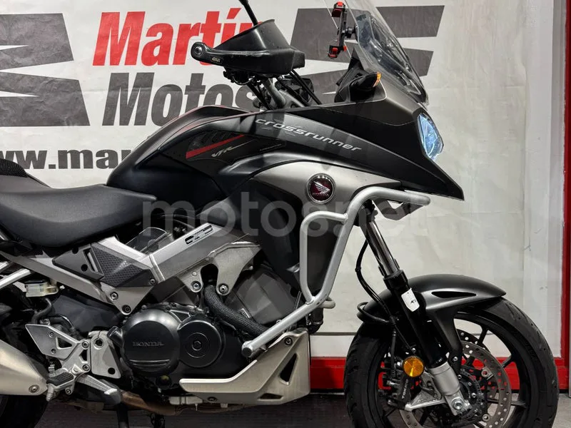 Honda VFR800X Crossrunner - Vista 8