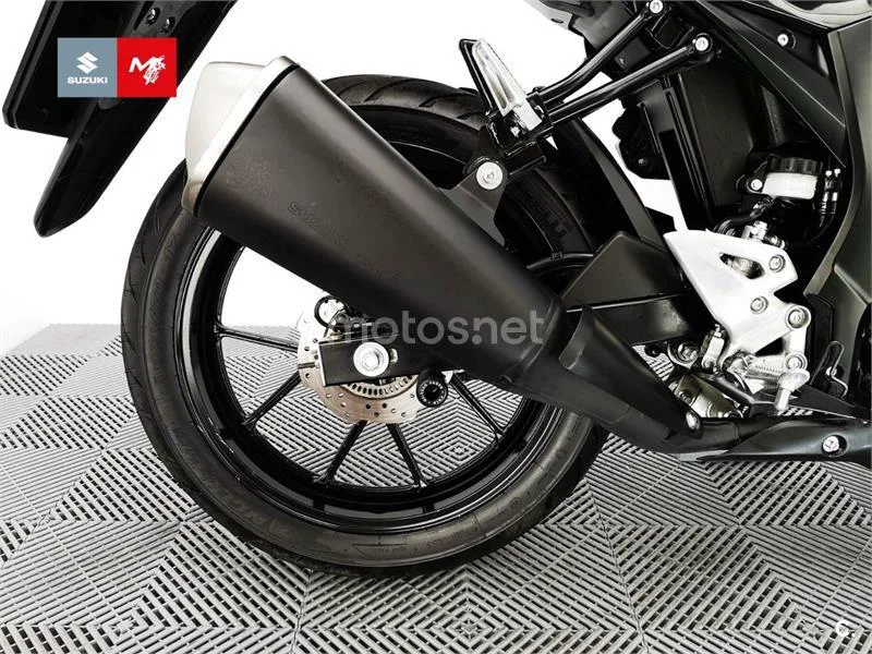 Suzuki GSX-R125 - Vista 13