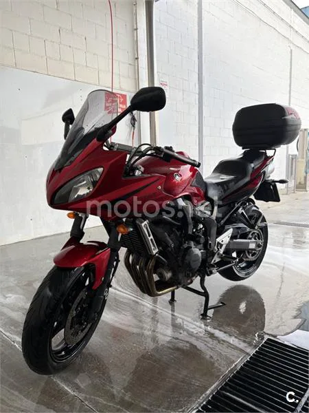 Yamaha FZ6 Fazer S2 - Vista 3