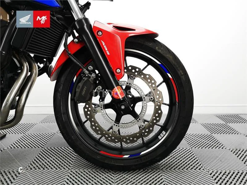 Honda CB500F - Vista 12