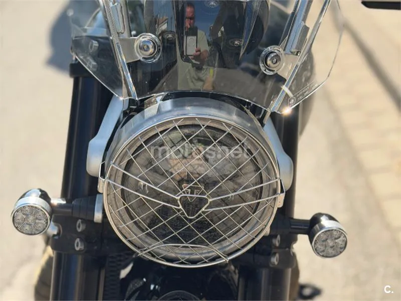 Triumph Scrambler 1200 - Vista 6