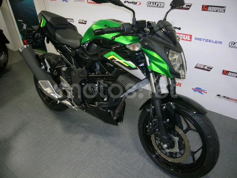 Kawasaki Z125 - Vista 3