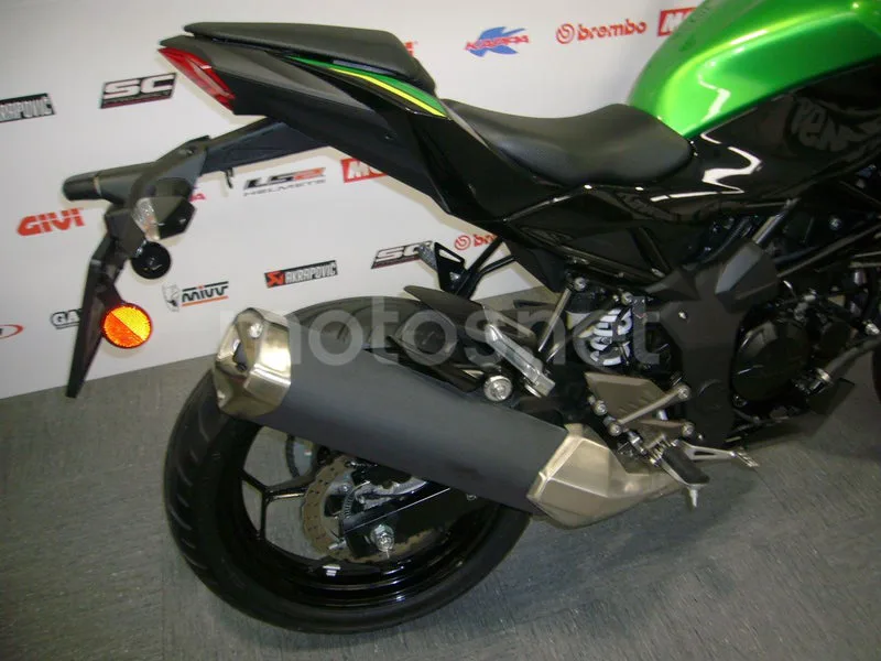 Kawasaki Z125 - Vista 5
