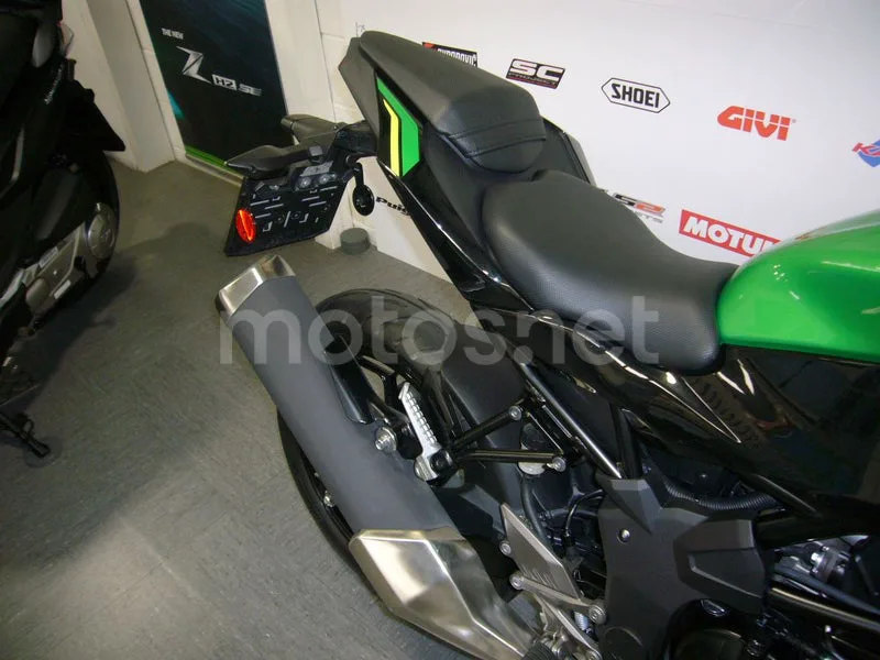 Kawasaki Z125 - Vista 7