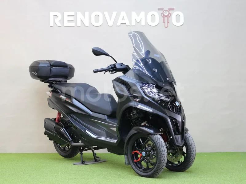 Piaggio MP3 7100 € 2024 Alicante - 1