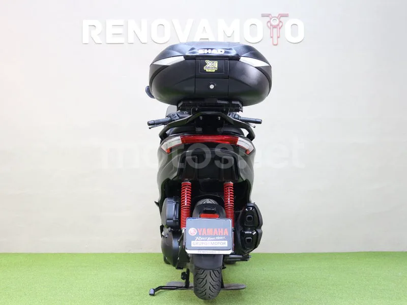 Piaggio MP3 - Vista 3