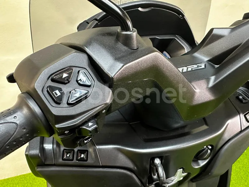Piaggio MP3 - Vista 10