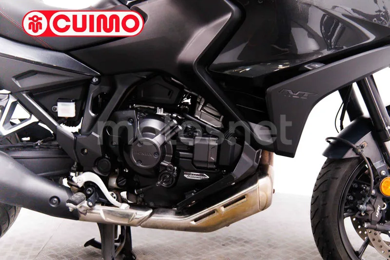 Honda NT1100 - Vista 13